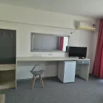 Dani Hotel 3*